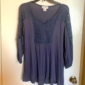 Liz Claiborne Beautiful Blue Lace Top
